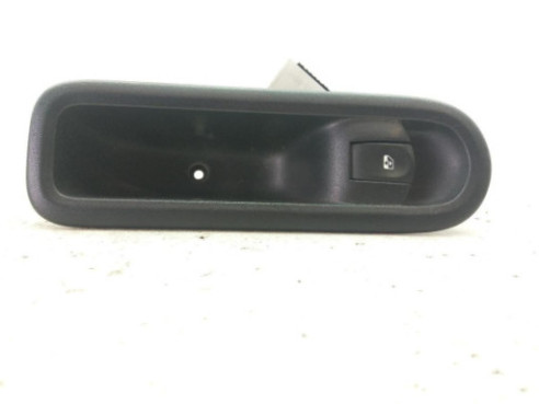 MANDO ELEVALUNAS PUERTA LAT DEL DER RENAULT CLIO III (BR0/1, CR0/1)|Desguaces La Cabaña