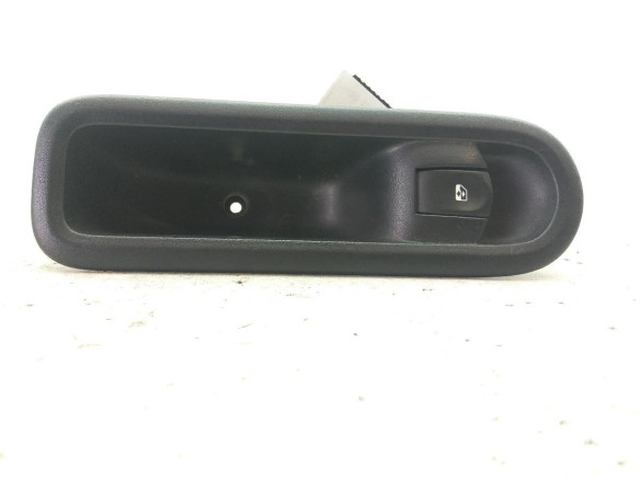 MANDO ELEVALUNAS PUERTA LAT DEL DER RENAULT CLIO III (BR0/1, CR0/1)|Desguaces La Cabaña