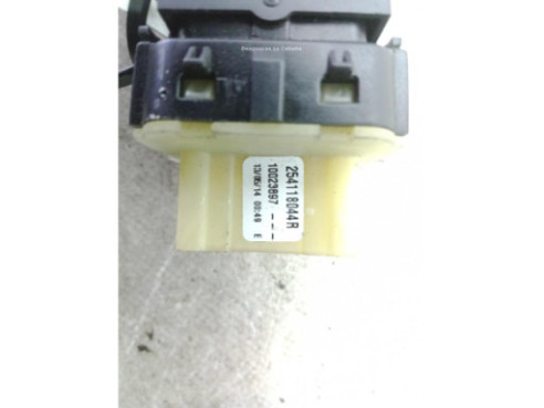 254118044R MANDO ELEVALUNAS PUERTA LAT DEL IZQ RENAULT CLIO IV (BH_)|Desguaces La Cabaña