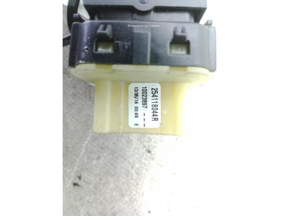 254118044R MANDO ELEVALUNAS PUERTA LAT DEL IZQ RENAULT CLIO IV (BH_)|Desguaces La Cabaña