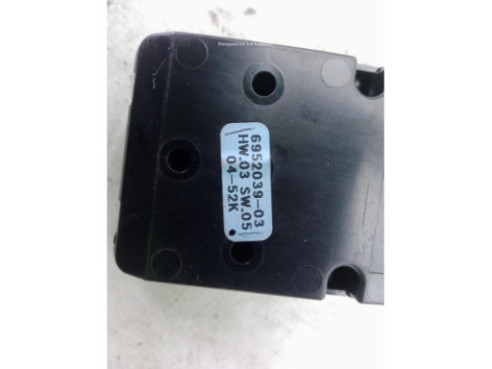 695203903 MANDO ELEVALUNAS PUERTA LAT DEL IZQ BMW 1 (E87)|Desguaces La Cabaña