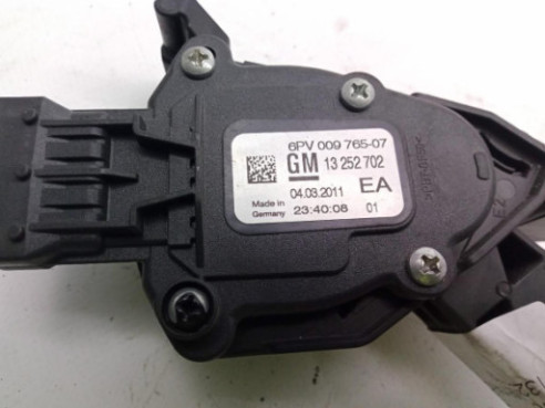 13252702 POTENCIOMETRO ACELERADOR CHEVROLET CRUZE (J300)|Desguaces La Cabaña