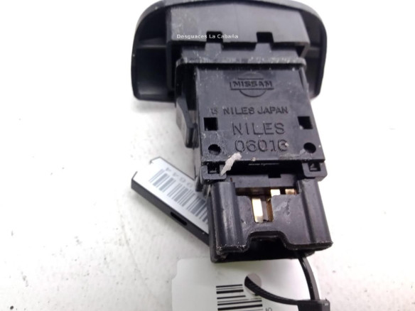 INTERRUPTOR WARNING NISSAN PRIMERA Hatchback (P12)|Desguaces La Cabaña