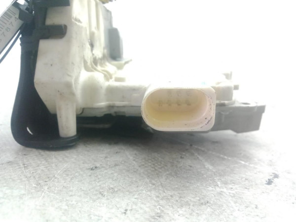 1P0839016 CERRADURA PUERTA LAT TRA DER SEAT LEON (1P1)|Desguaces La Cabaña