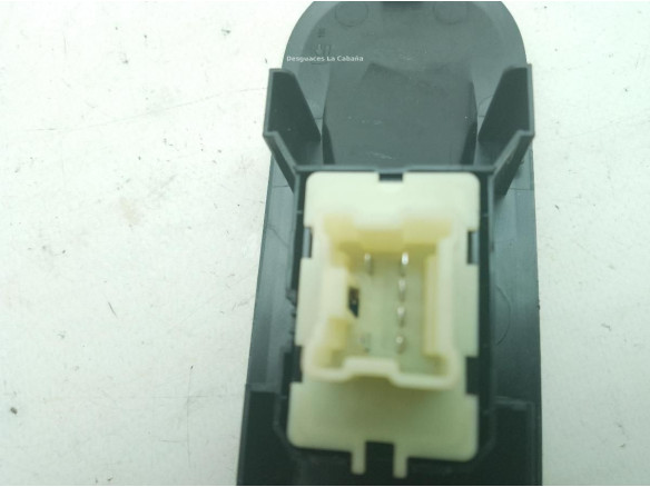 MANDO ELEVALUNAS PUERTA LAT DEL DER RENAULT CLIO IV (BH_)|Desguaces La Cabaña