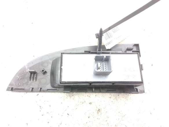 1K4959857B MANDO ELEVALUNAS PUERTA LAT DEL IZQ SEAT LEON (1P1)|Desguaces La Cabaña