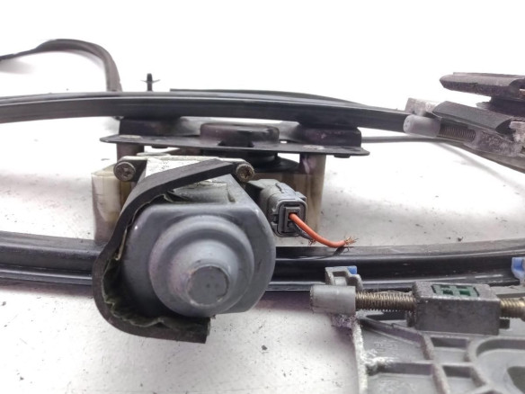 ELEVALUNAS PUERTA LAT DEL IZQ PEUGEOT 206 CC (2D)|Desguaces La Cabaña