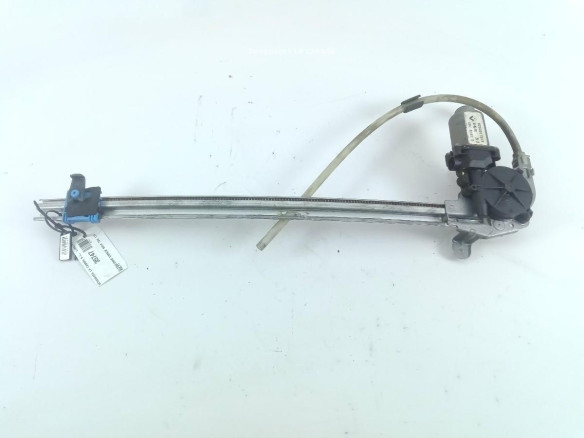 8200017910 ELEVALUNAS PUERTA LAT TRA DER RENAULT ESPACE IV (JK0/1_)|Desguaces La Cabaña