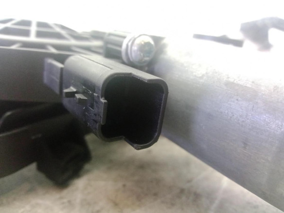 9830815180 ELEVALUNAS PUERTA LAT DEL DER OPEL ASTRA L|Desguaces La Cabaña