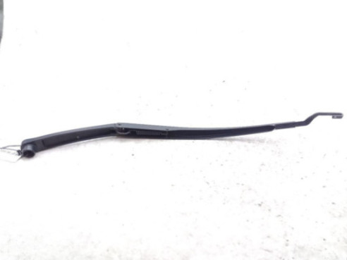 98321J7000  BRAZO LIMPIAPARABRISAS DEL DER KIA CEED Sportswagon (CD)|Desguaces La Cabaña