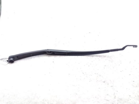 98321J7000  BRAZO LIMPIAPARABRISAS DEL DER KIA CEED Sportswagon (CD)|Desguaces La Cabaña