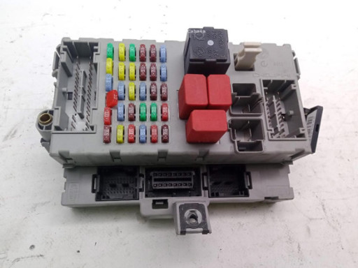 CAJA FUSIBLES INTERIOR (BSI)|Desguaces La Cabaña