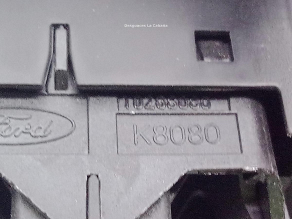 8M51A237W21B MANDO ELEVALUNAS PUERTA LAT TRA IZQ FORD FOCUS III|Desguaces La Cabaña