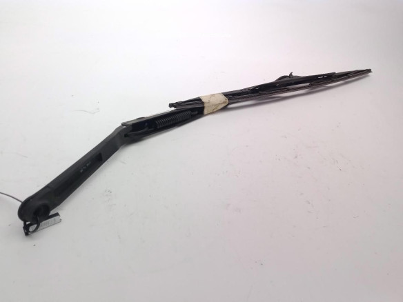 E9605KWB BRAZO LIMPIAPARABRISAS DEL IZQ HYUNDAI TRAJET (FO)|Desguaces La Cabaña
