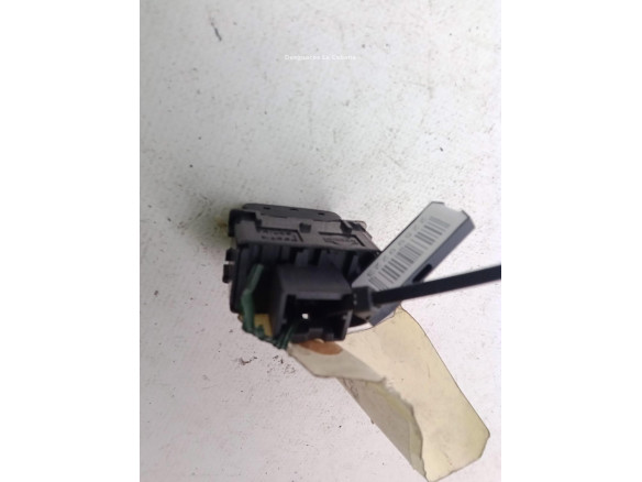 INTERRUPTOR BLOQUEO PUERTAS NISSAN PATHFINDER III (R51)|Desguaces La Cabaña