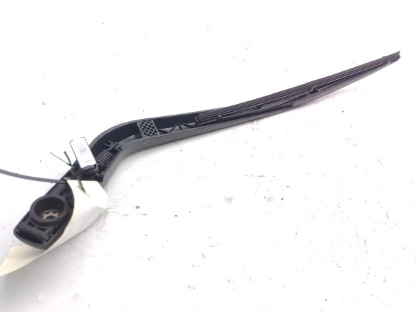 BRAZO LIMPIAPARABRISAS TRA PORTÓN TOYOTA AURIS (_E15_)|Desguaces La Cabaña