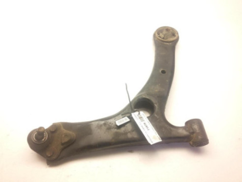 4806813010  BRAZO SUSPENSION DEL DER INF TOYOTA COROLLA (_E12_)|Desguaces La Cabaña