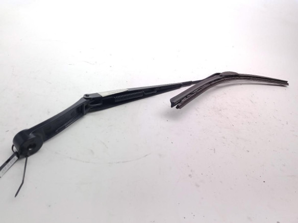 BRAZO LIMPIAPARABRISAS DEL IZQ HYUNDAI i30 (FD)|Desguaces La Cabaña