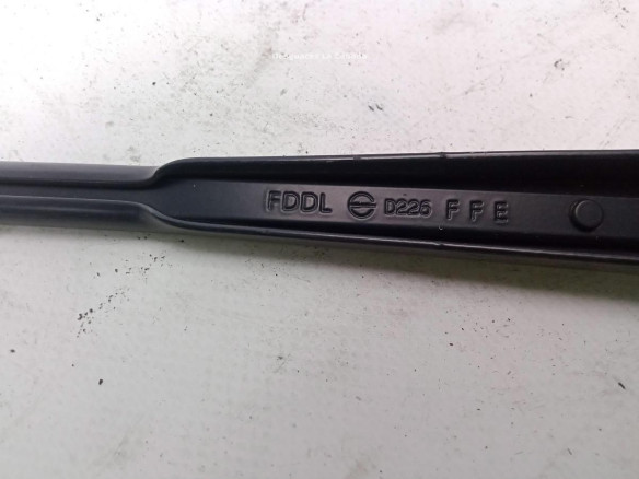 BRAZO LIMPIAPARABRISAS DEL IZQ HYUNDAI i30 (FD)|Desguaces La Cabaña
