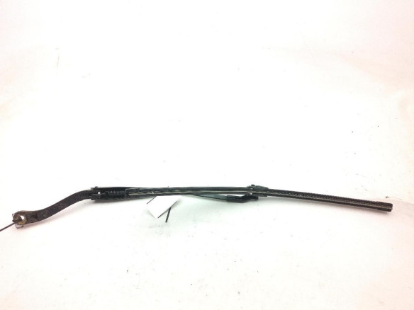 A2048200044 BRAZO LIMPIAPARABRISAS DEL IZQ MERCEDES BENZ CLASE C (W204)|Desguaces La Cabaña