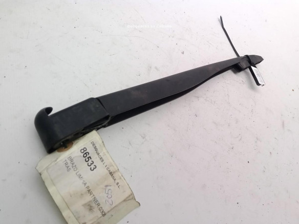 BRAZO LIMPIAPARABRISAS TRA PORTÓN PEUGEOT PARTNER ORIGIN Furgón (5)|Desguaces La Cabaña