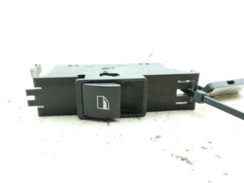 61318381510 MANDO ELEVALUNAS PUERTA LAT DEL DER BMW 3 (E46)|Desguaces La Cabaña