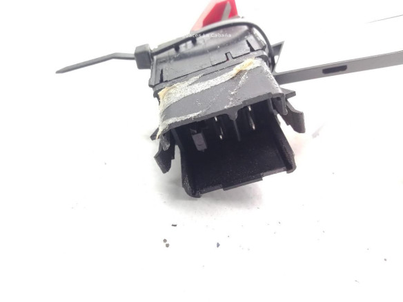 1T0953509 INTERRUPTOR WARNING VW CADDY III Furgón (2KA, 2KH, 2CA, 2CH)|Desguaces La Cabaña