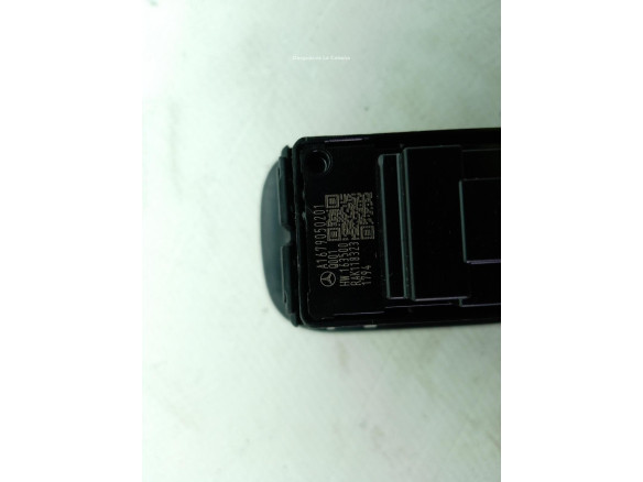 A1679050201 MANDO ELEVALUNAS PUERTA LAT TRA IZQ MERCEDES BENZ CLASE A (W177)|Desguaces La Cabaña