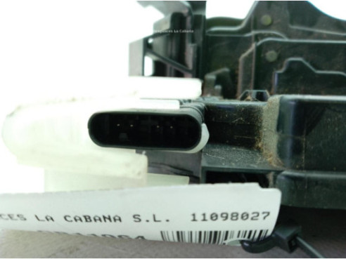 A0997302701 CERRADURA PUERTA LAT TRA IZQ MERCEDES BENZ CLASE A (W177)|Desguaces La Cabaña
