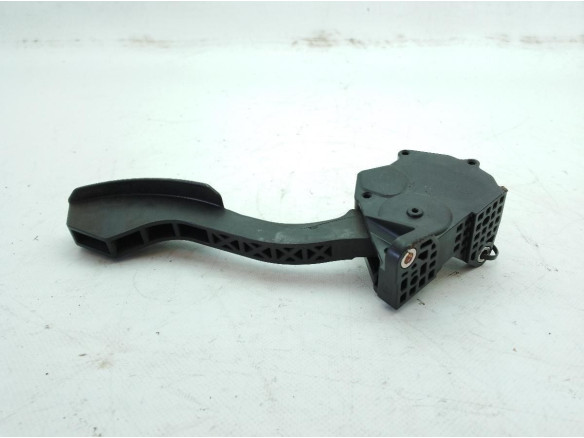7811012010 POTENCIOMETRO ACELERADOR TOYOTA PRIUS (_W3_)|Desguaces La Cabaña