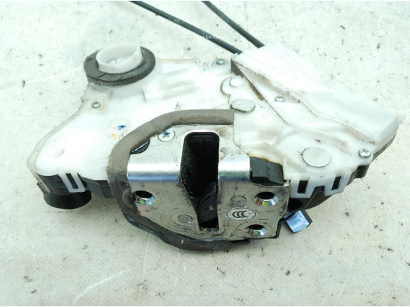6904052340  CERRADURA PUERTA LAT DEL IZQ TOYOTA PRIUS (_W3_)|Desguaces La Cabaña