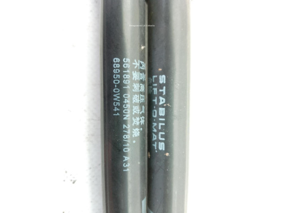 689600W531 AMORTIGUADOR PORTON / TAPA MALETA TOYOTA PRIUS (_W3_)|Desguaces La Cabaña