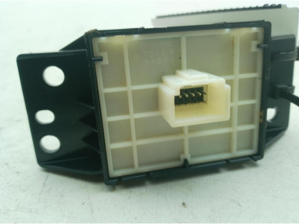 75K815 INTERRUPTOR FRENO MANO ELECTRICO TOYOTA COROLLA Fastback (_E21_)|Desguaces La Cabaña
