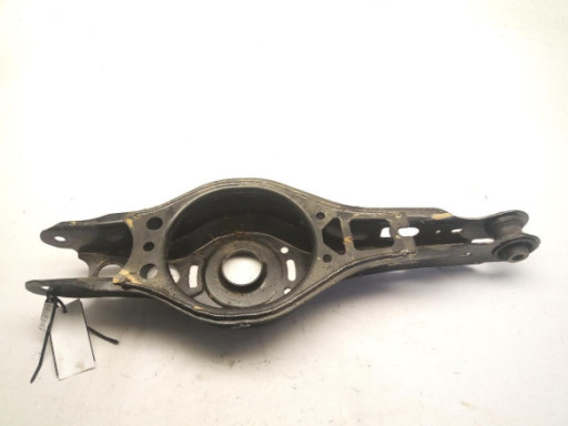 BRAZO SUSPENSION TRASERO IZQUIERDO INFERIOR|Desguaces La Cabaña