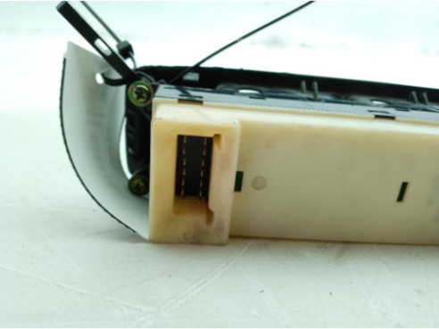 349057KYB AMORTIGUADOR TRA IZQ MITSUBISHI MONTERO III Canvas Top (V6_W, V7_W)|Desguaces La Cabaña 2