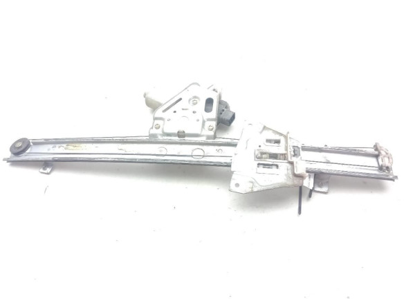 MN117058  ELEVALUNAS PUERTA LAT DEL DER MITSUBISHI MONTERO III Canvas Top (V6_W, V7_W)|Desguaces La Cabaña