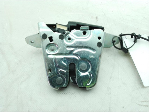 7407264A106 MOTOR LIMPIAPARABRISAS TRA MERCEDES BENZ CLASE A (W177)|Desguaces La Cabaña