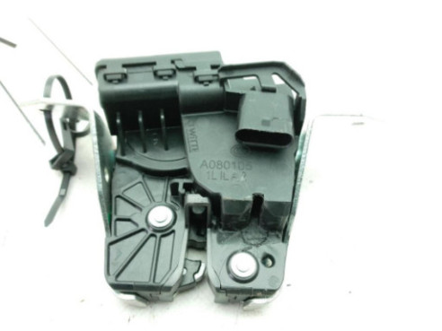 7407264A106 MOTOR LIMPIAPARABRISAS TRA MERCEDES BENZ CLASE A (W177)|Desguaces La Cabaña 2