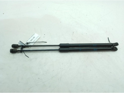 7407264A106 MOTOR LIMPIAPARABRISAS TRA MERCEDES BENZ CLASE A (W177)|Desguaces La Cabaña 2