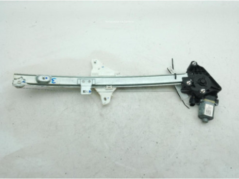 82460Q0000 ELEVALUNAS PUERTA LAT DEL DER HYUNDAI i20 III (BC3, BI3)|Desguaces La Cabaña