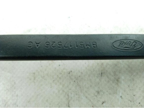BM5117526AC BRAZO LIMPIAPARABRISAS DEL IZQ FORD FOCUS III Turnier|Desguaces La Cabaña