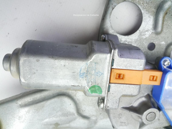 MOTOR LIMPIAPARABRISAS TRA SUBARU LEGACY V Ranchera familiar (BR)|Desguaces La Cabaña