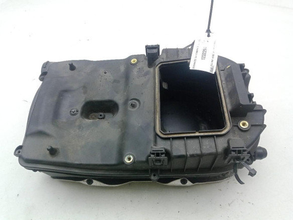 A6510901101 CAJA FILTRO AIRE MERCEDES BENZ CLASE C (W204)|Desguaces La Cabaña
