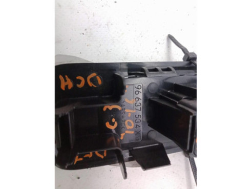 96637534XT MANDO ELEVALUNAS PUERTA LAT DEL DER CITROEN C3 II|Desguaces La Cabaña