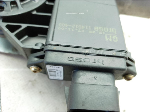 90520230 ELEVALUNAS PUERTA LAT TRA DER OPEL VECTRA B (J96)|Desguaces La Cabaña