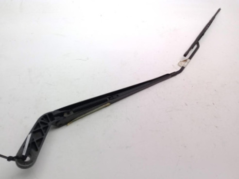 BRAZO LIMPIAPARABRISAS DEL DER PEUGEOT 206 Fastback (2A/C)|Desguaces La Cabaña