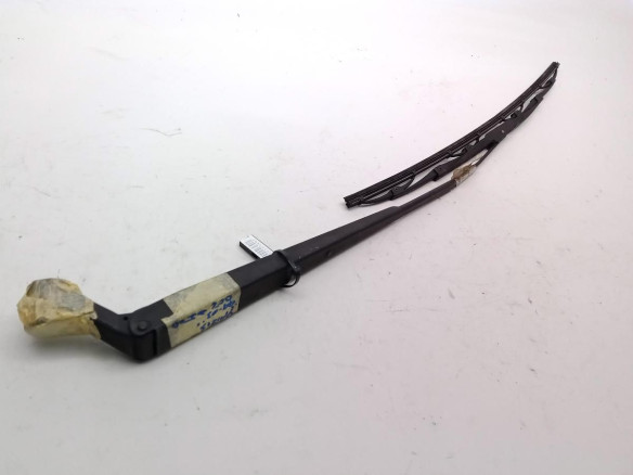 BRAZO LIMPIAPARABRISAS DEL IZQ TOYOTA YARIS (_P1_)|Desguaces La Cabaña