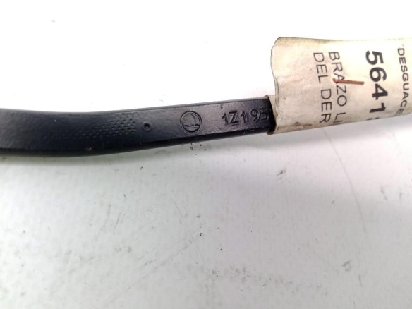 BRAZO LIMPIAPARABRISAS DEL DER SKODA OCTAVIA II (1Z3)|Desguaces La Cabaña