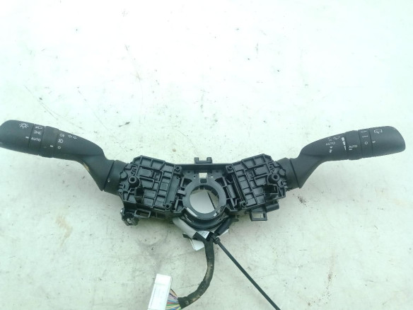 MANDO COMPLETO TOYOTA YARIS (_P13_)|Desguaces La Cabaña
