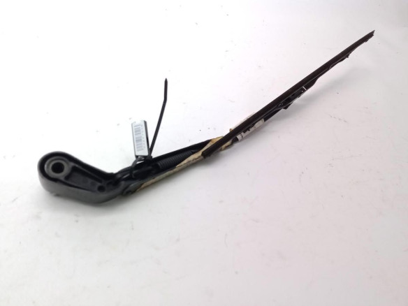 BRAZO LIMPIAPARABRISAS TRA PORTÓN VW GOLF III (1H1)|Desguaces La Cabaña